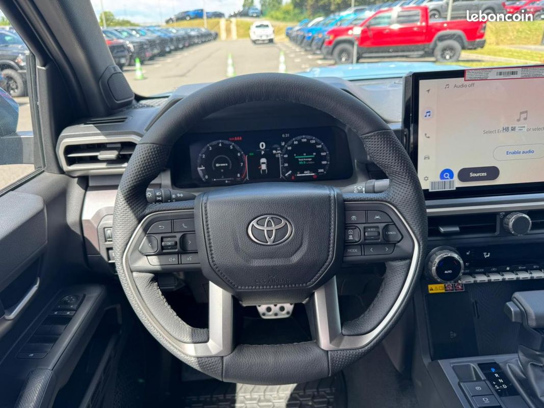 Toyota tacoma trd sport premium (image 10)