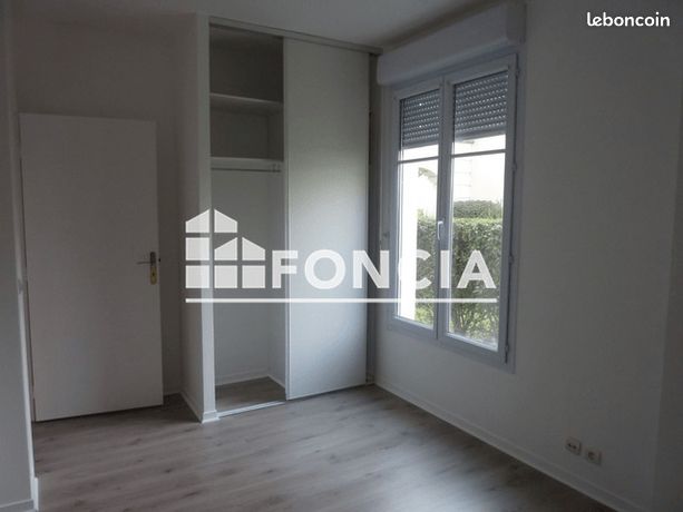 Appartement a louer - 3 pièce(s) - 68 m2 - Surfyn