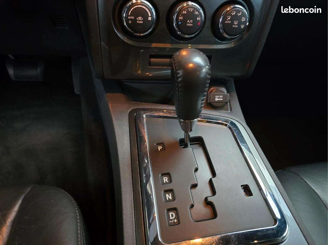 Dodge CHALLENGER 3.6 V6 * Cervini * Boîte Automatique * Cuir * CarPlay * Android Auto * Jantes 20" (image 27)