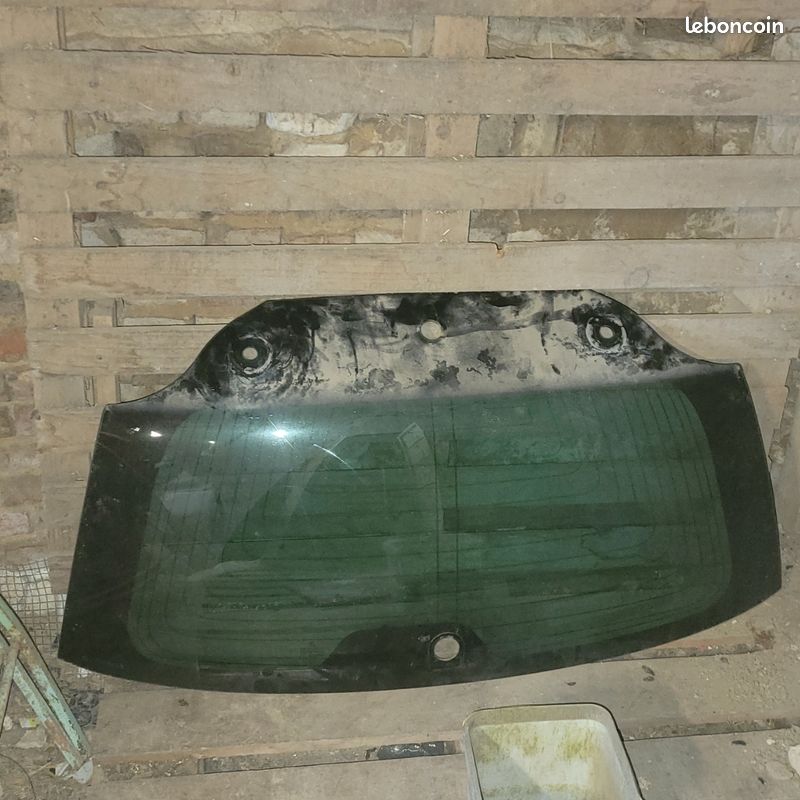 Lunette ar 407 sw (image 1)