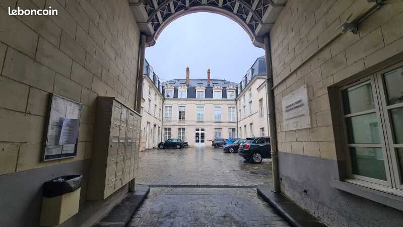 Appartement 1 pièce 18 m² · à Orléans · 18 m² · 454 €
