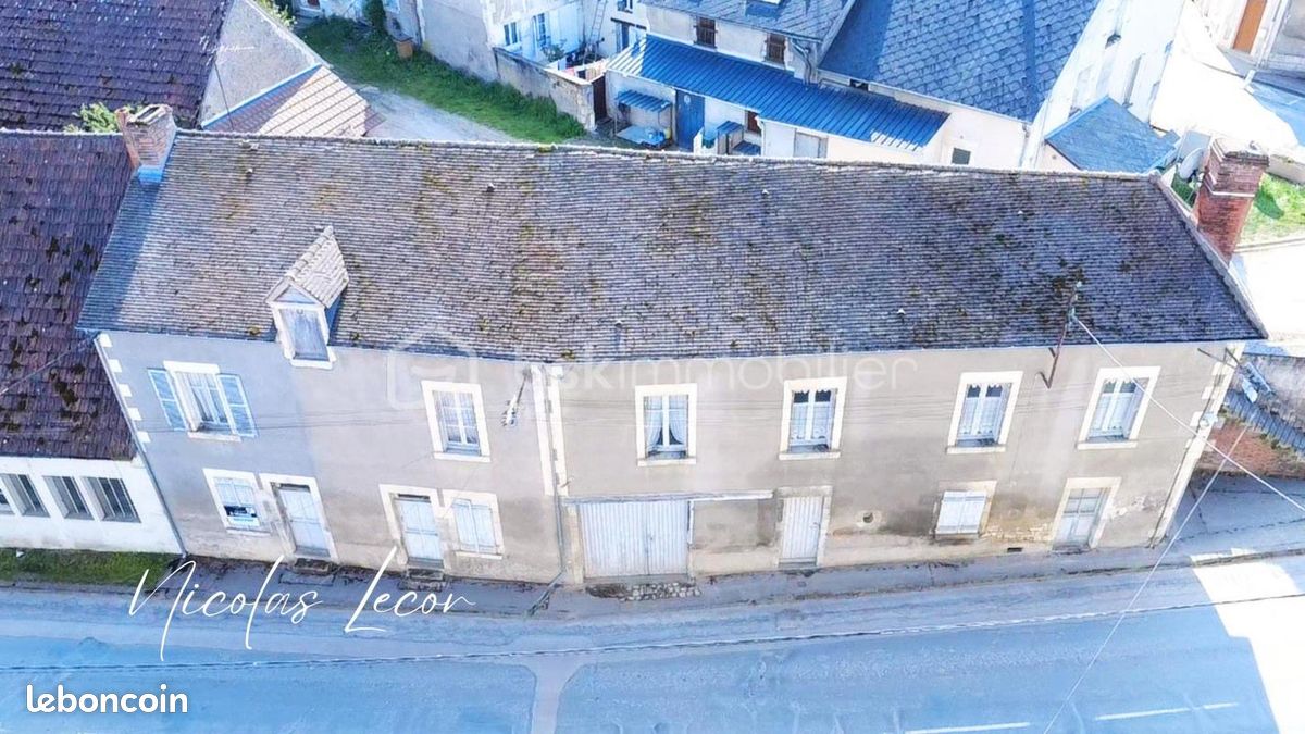 Maison 6 pièces 185 m² · à Herry · 185 m² · 60 000 €