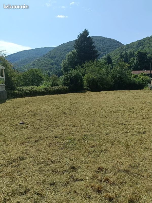 Terrain constructible de 765 m² – Albine (81240) · 36 000 €