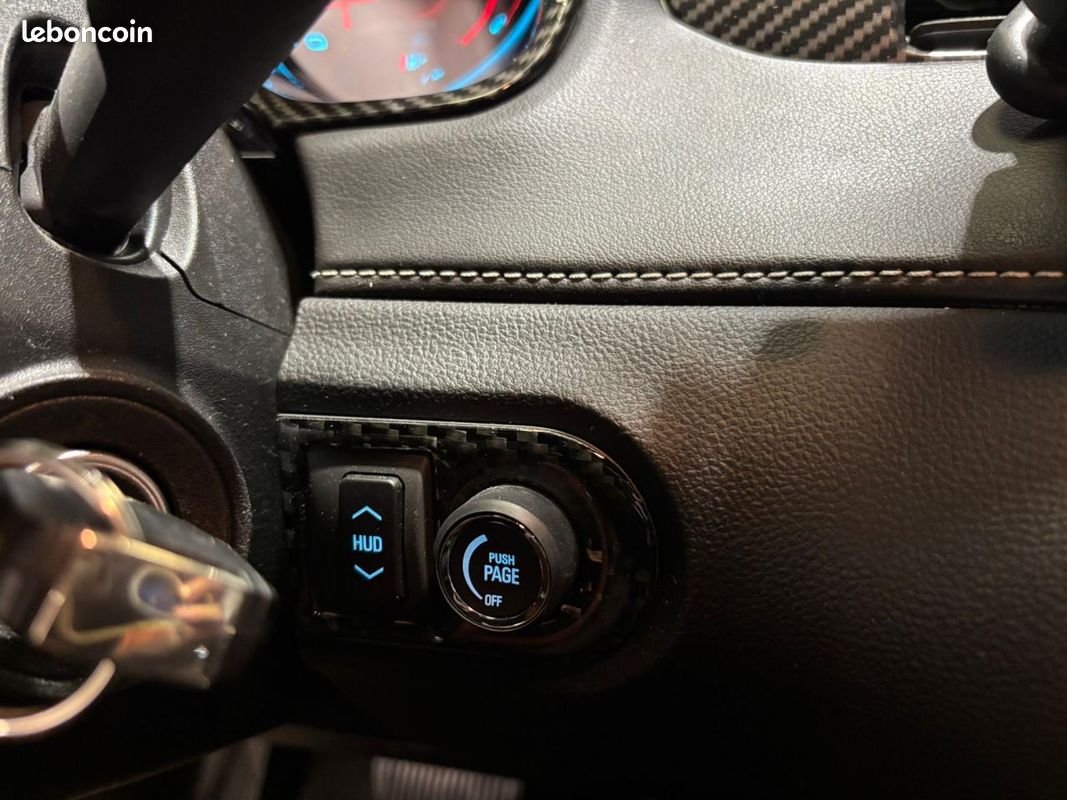 CHEVROLET CAMARO Coupé 6.2 V8 - 400CV 2012 - 45th ANNIVERSARY - PACK CARBONNE INTERIEUR - LIGNE SUR MESUR (image 27)