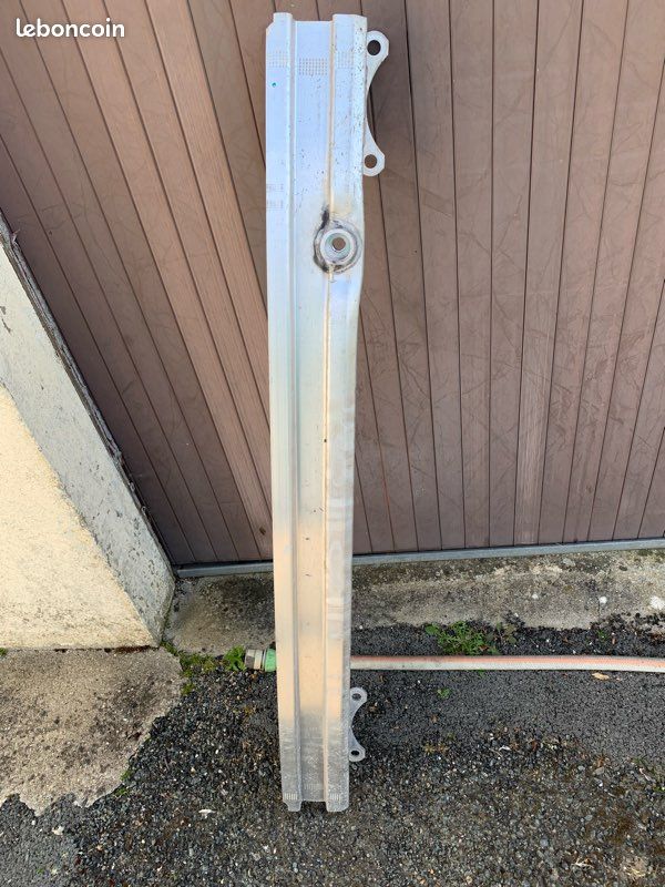 1 barre aluminium de renfort de pare-chocs arrière pour ford focus iv à partir de 04/2018 tbe (image 3)