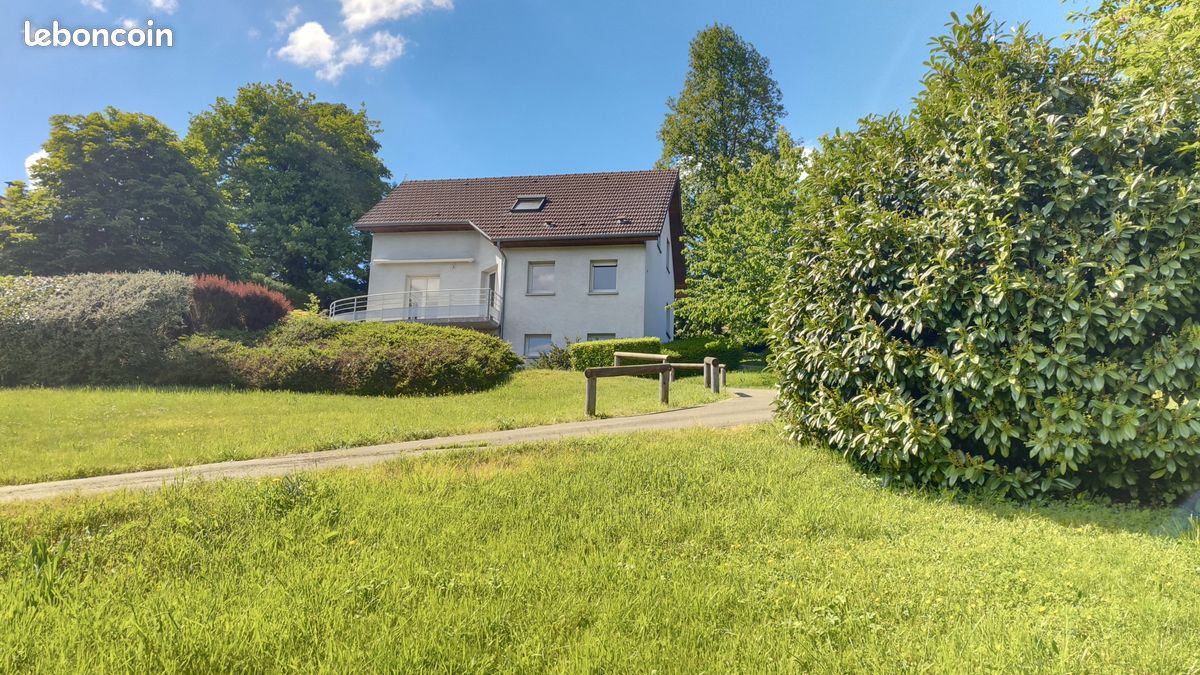 Maison 7 pièces 134 m² · à Pelousey · 134 m² · 350 000 €