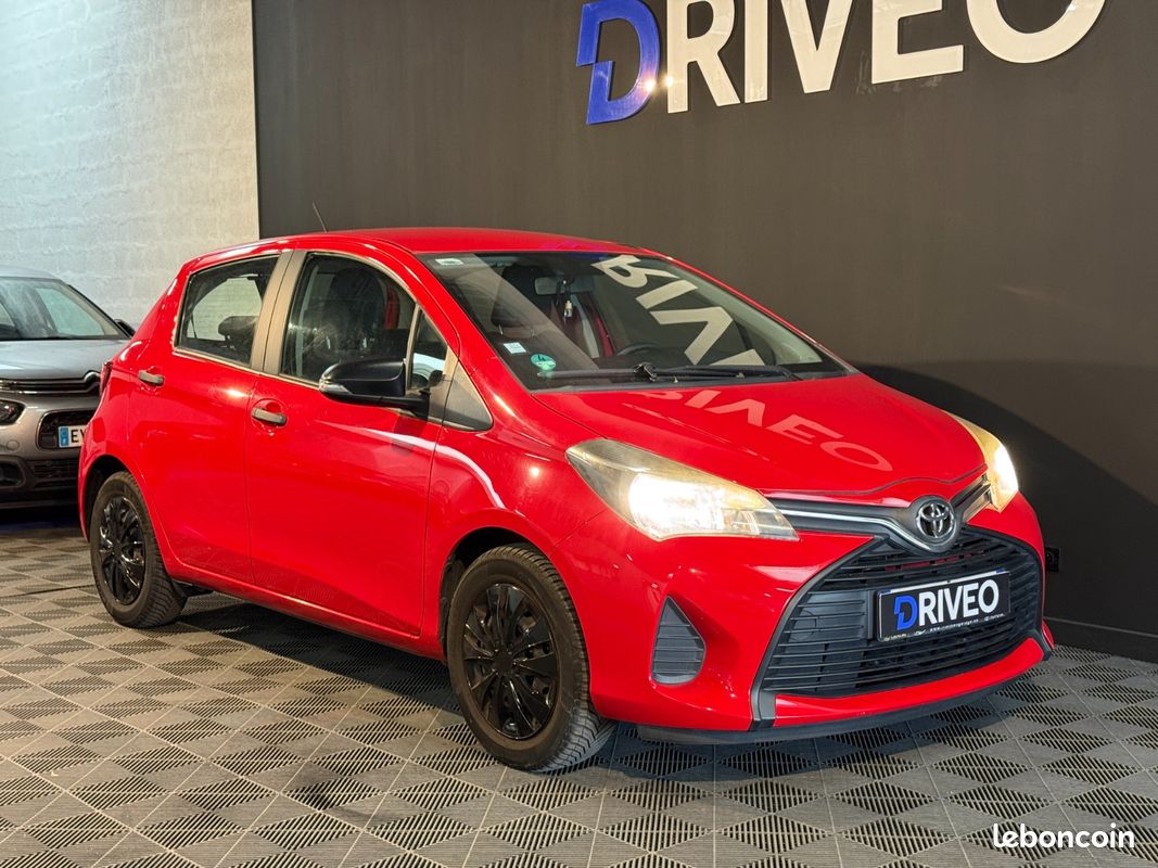 TOYOTA YARIS LCA2 69cH ACTIVE / 2EME MAIN / SUIVI COMPLET / COMMANDES AU VOLANT / CLIM (image 7)
