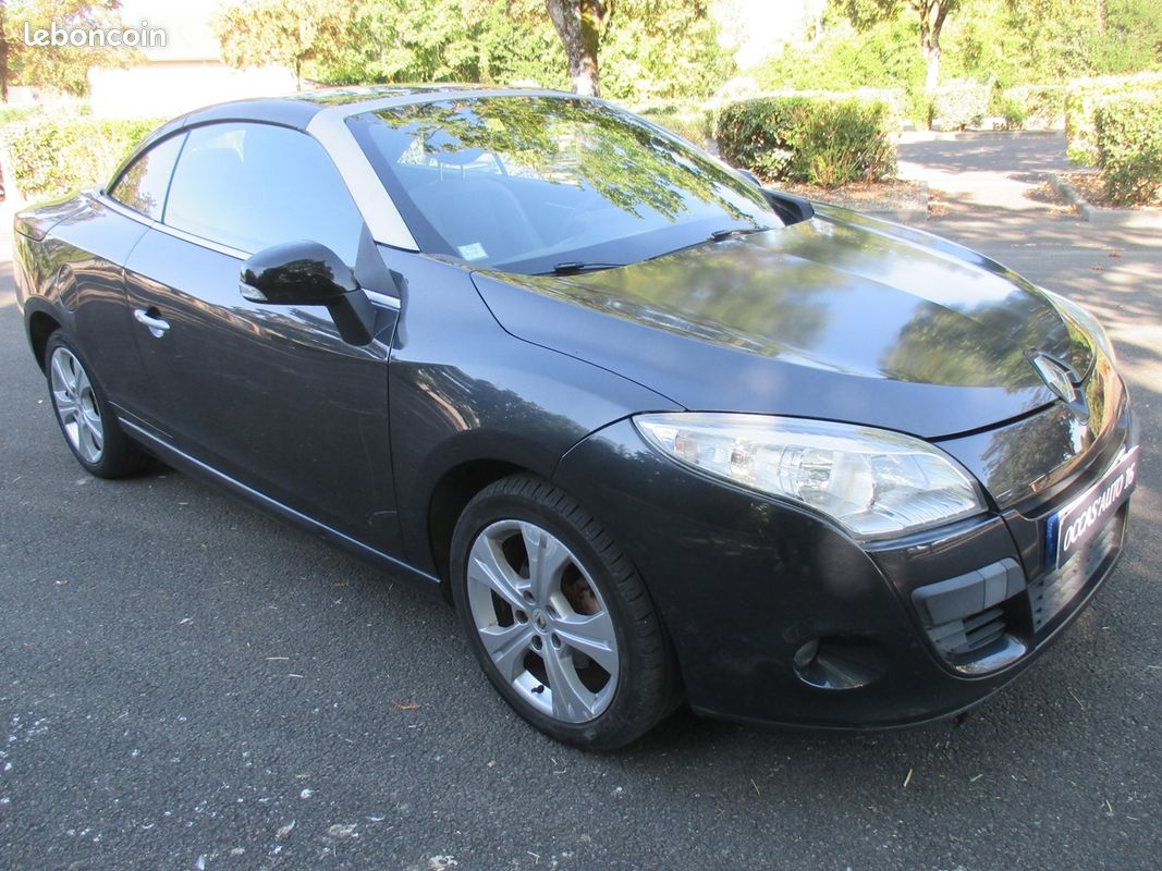 Renault MEGANE III CC 1.5 DCI 110CH FAP DYNAMIQUE ECO² (image 8)
