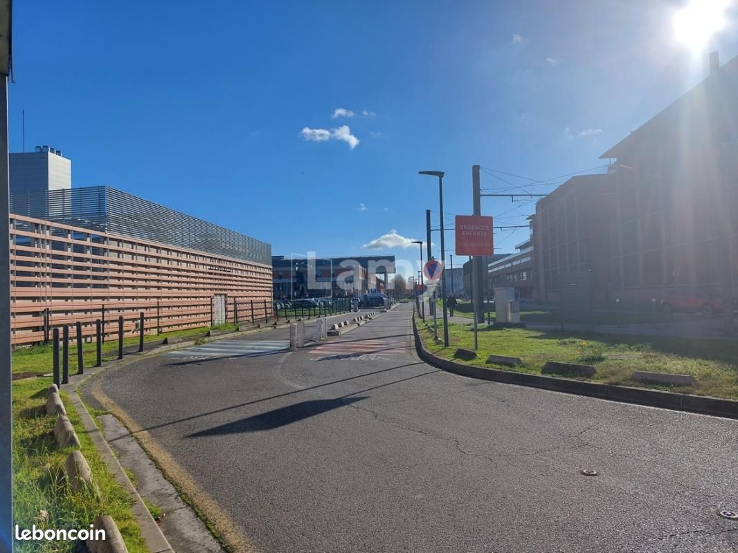 Parking 10 m² · à Toulouse · 10 m² · 65 €/mois