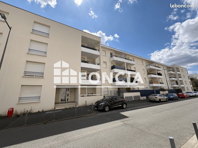 Appartement 3 pièces 54 m² · à Poitiers · 54 m² · 715 €
