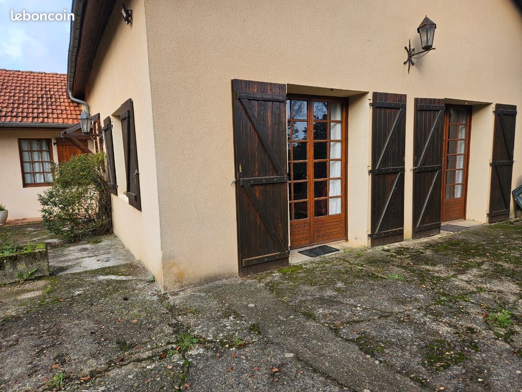 Maison 4 pièces 90 m² · à Lannux · 90 m² · 700 €