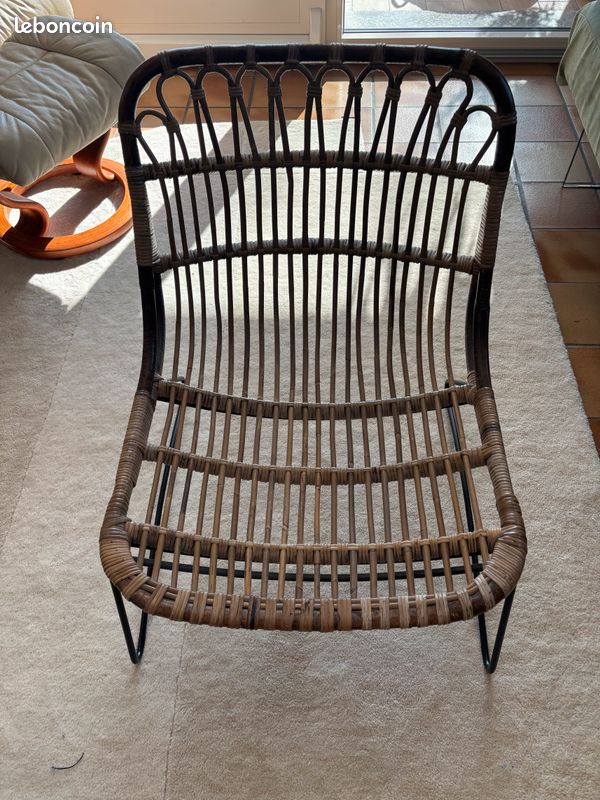 Chaise état neuf rotin et metal (image 1)