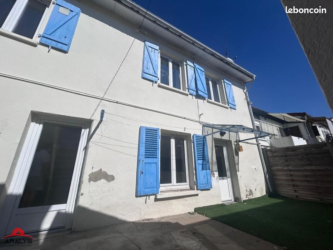 Maison 3 pièces 82 m² · à Roanne · 82 m² · 650 €/mois