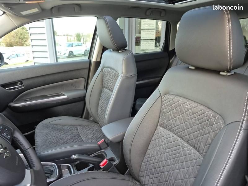 Suzuki Vitara 1.4 Boosterjet Hybrid 110ch Style Auto MY25 (image 10)