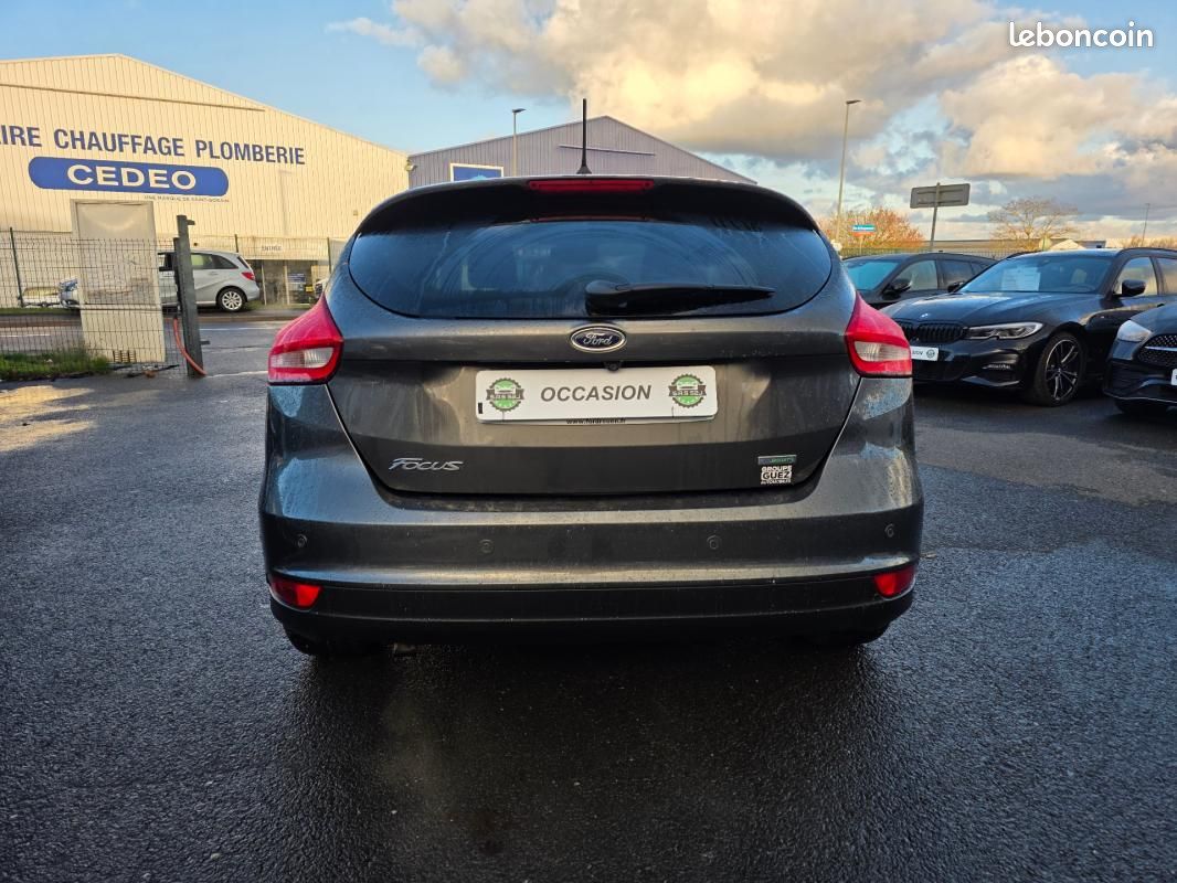 Ford Focus 1.0 EcoBoost 125 S&S Titanium (image 6)