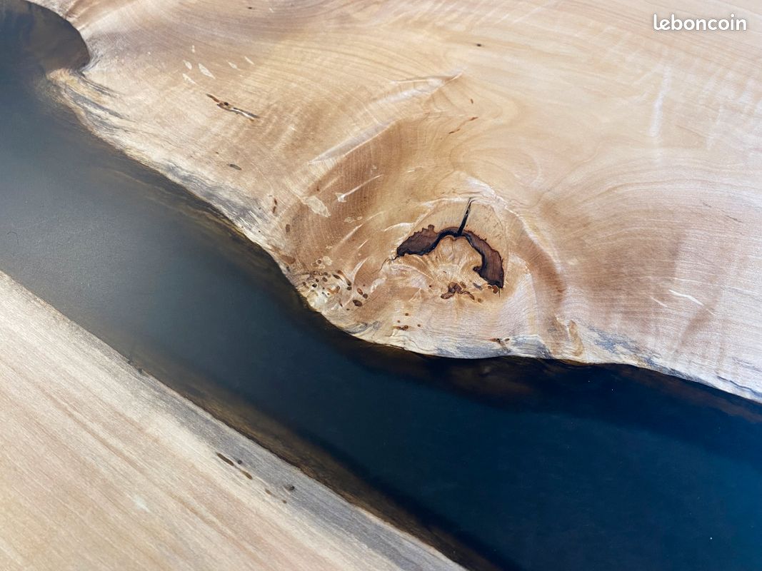 Table d'artisan, en bois métal et résine époxy (image 2)