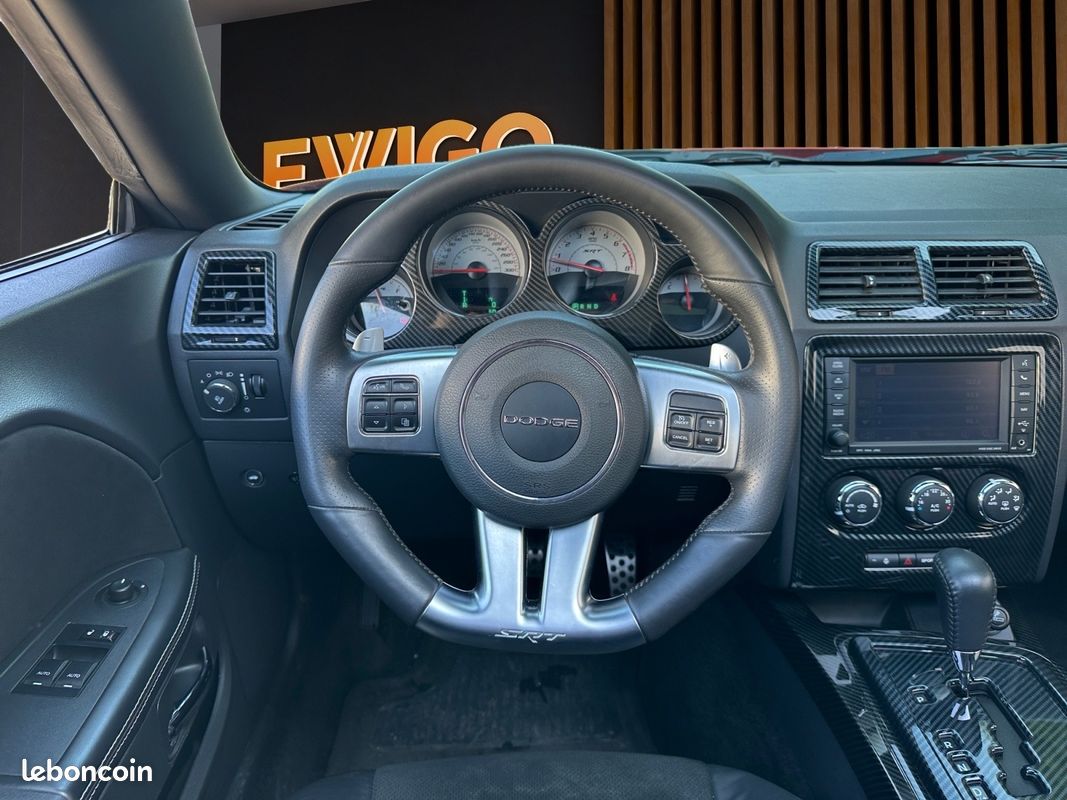 DODGE CHALLENGER V8 6.4 475ch SRT8 BVA *SUIVI COMPLET (image 4)