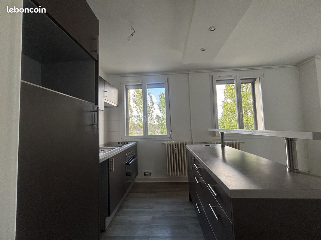 Appartement 3 pièces 48 m² · à Charleville-Mézières · 48 m² · 71 500 €