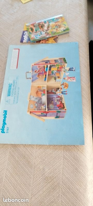 Playmobil 5167 - Maison Transportable Avec Meuble Cuisine, Four Et Accessoires Chambre - Occasion