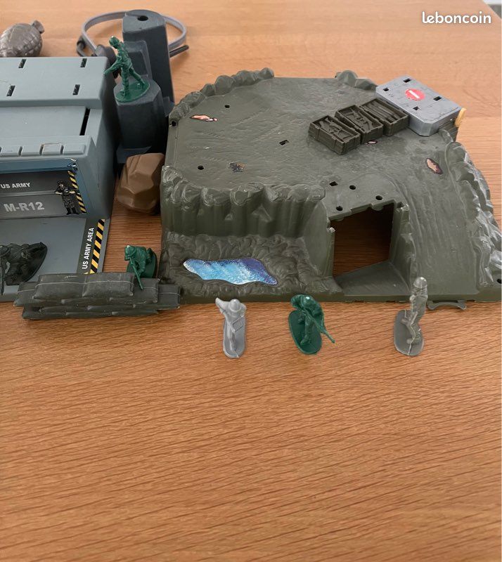 Base militaire complète (image 4)