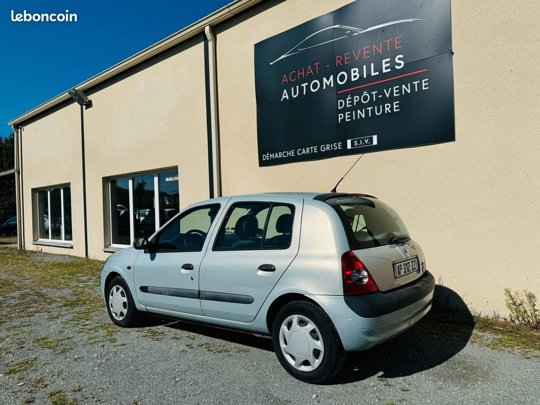 Renault Clio 1.4i 16v privilège (image 3)