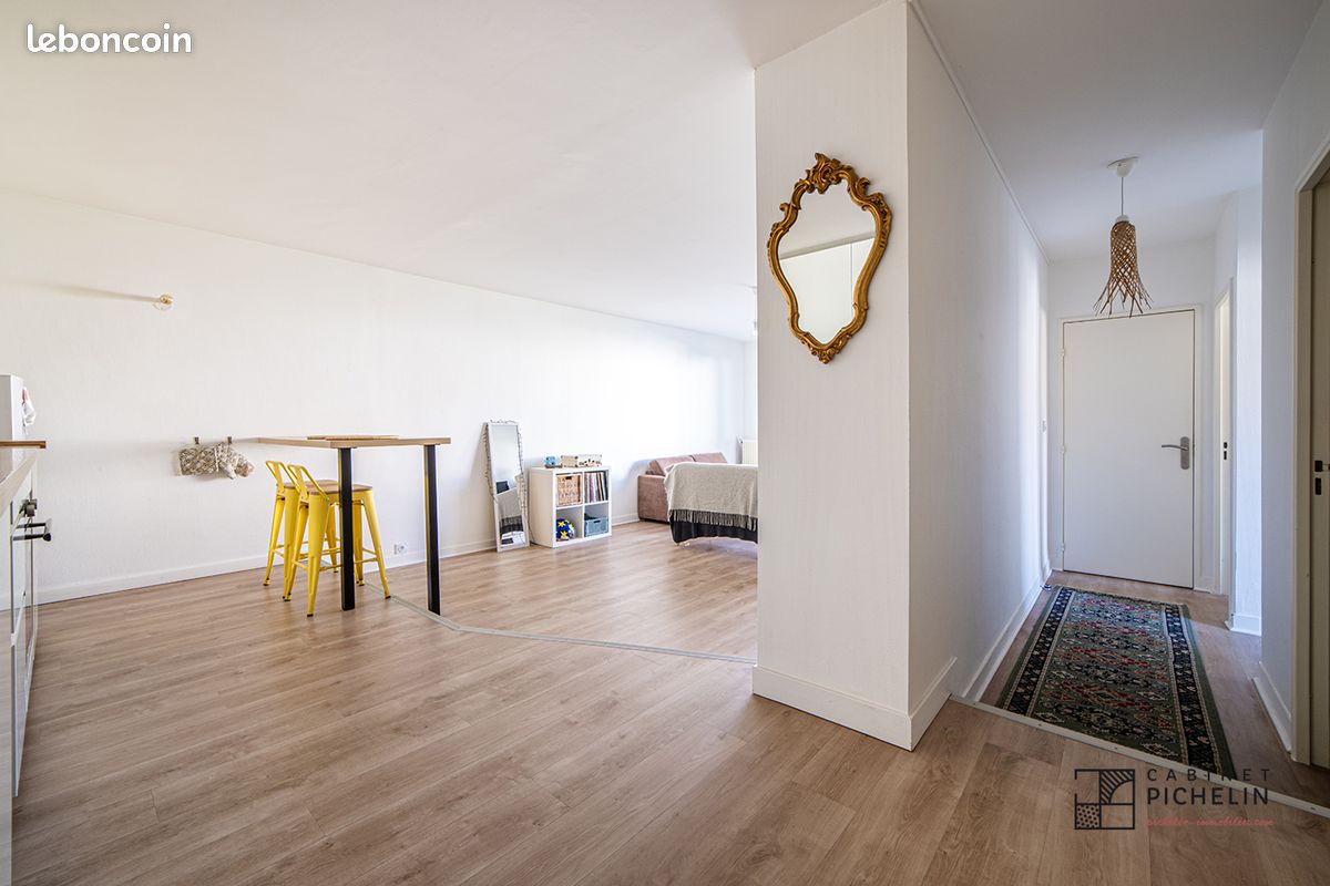 Appartement 3 pièces 69 m² · à Nantes · 68,6 m² · 951 €/mois