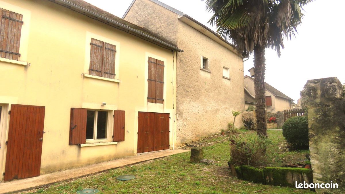 Maison 9 pièces 177 m² · à Saint-Raphaël · 177 m² · 159 900 €