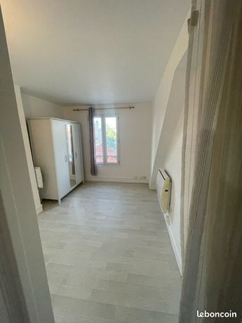 Appartement 2 pièces Mairie de Stains
