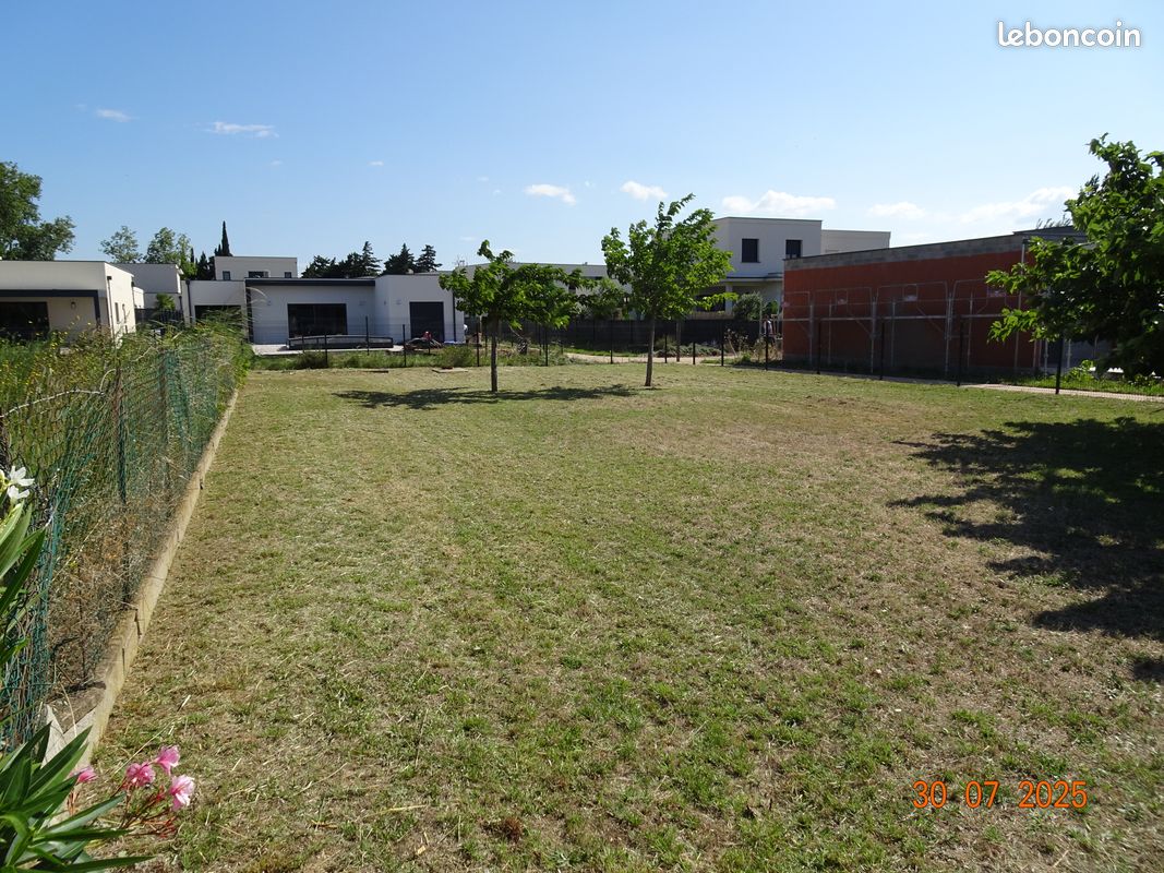 Terrain a vendre · à Sérignan · 185 000 €