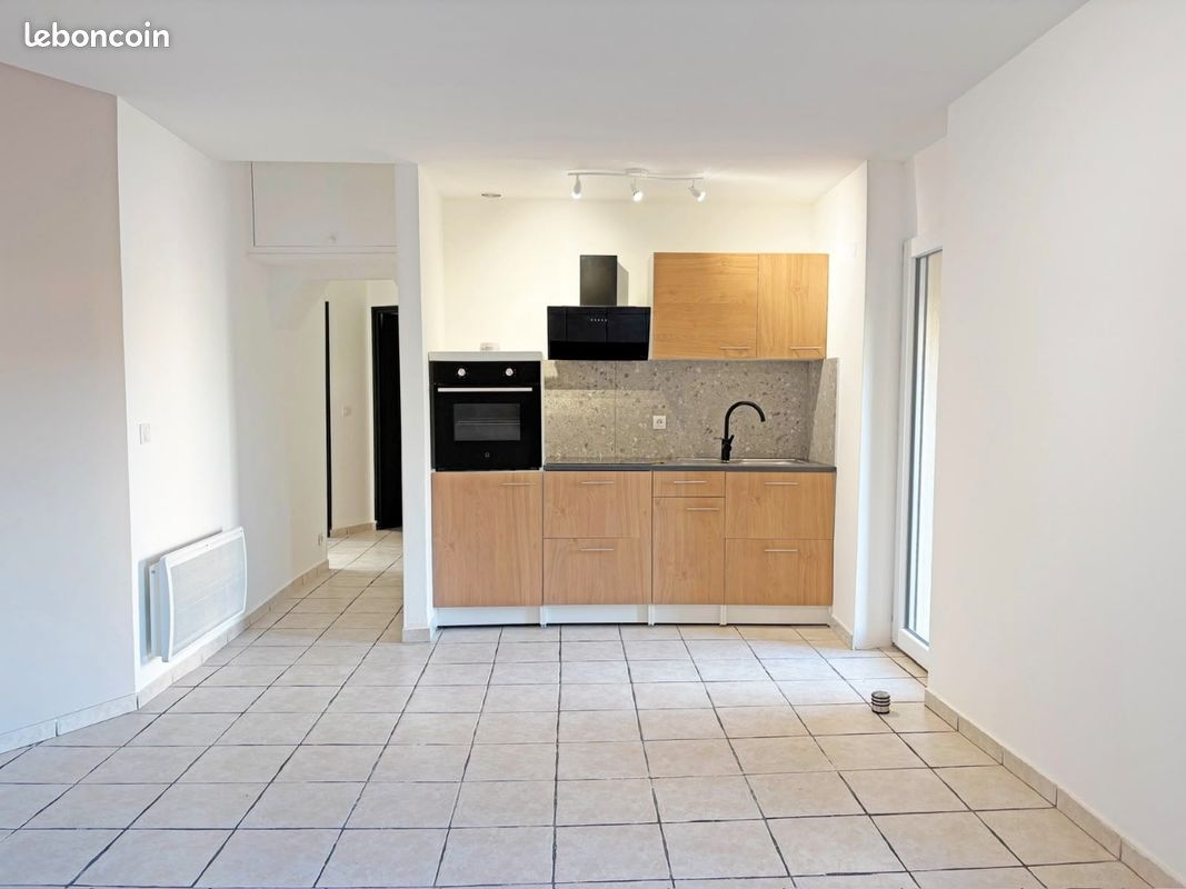 Appartement 3 pièces 47 m² · à Toulon · 47 m² · 750 €/mois