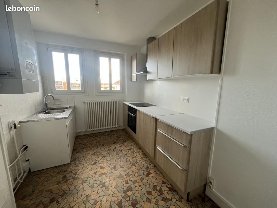 Appartement 2 pièces 56 m² · à Dijon · 56 m² · 565 €