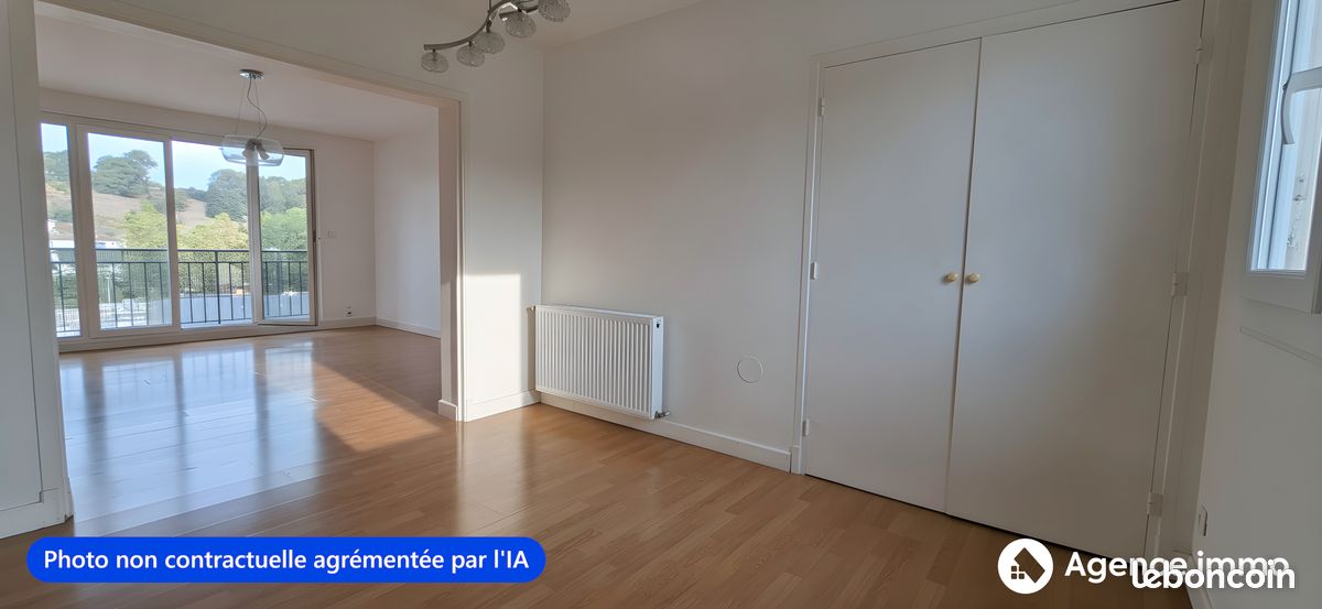 Appartement 4 pièces 83 m² · à Oloron-Sainte-Marie · 83 m² · 125 000 €
