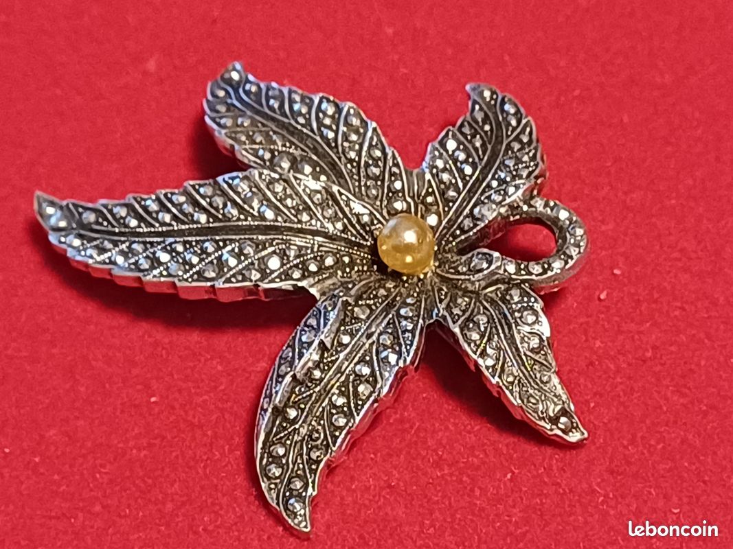 Broche Vintage Fantaisie Modèle N167 - Bijou Ancien Occasion - Accessoire Rétro