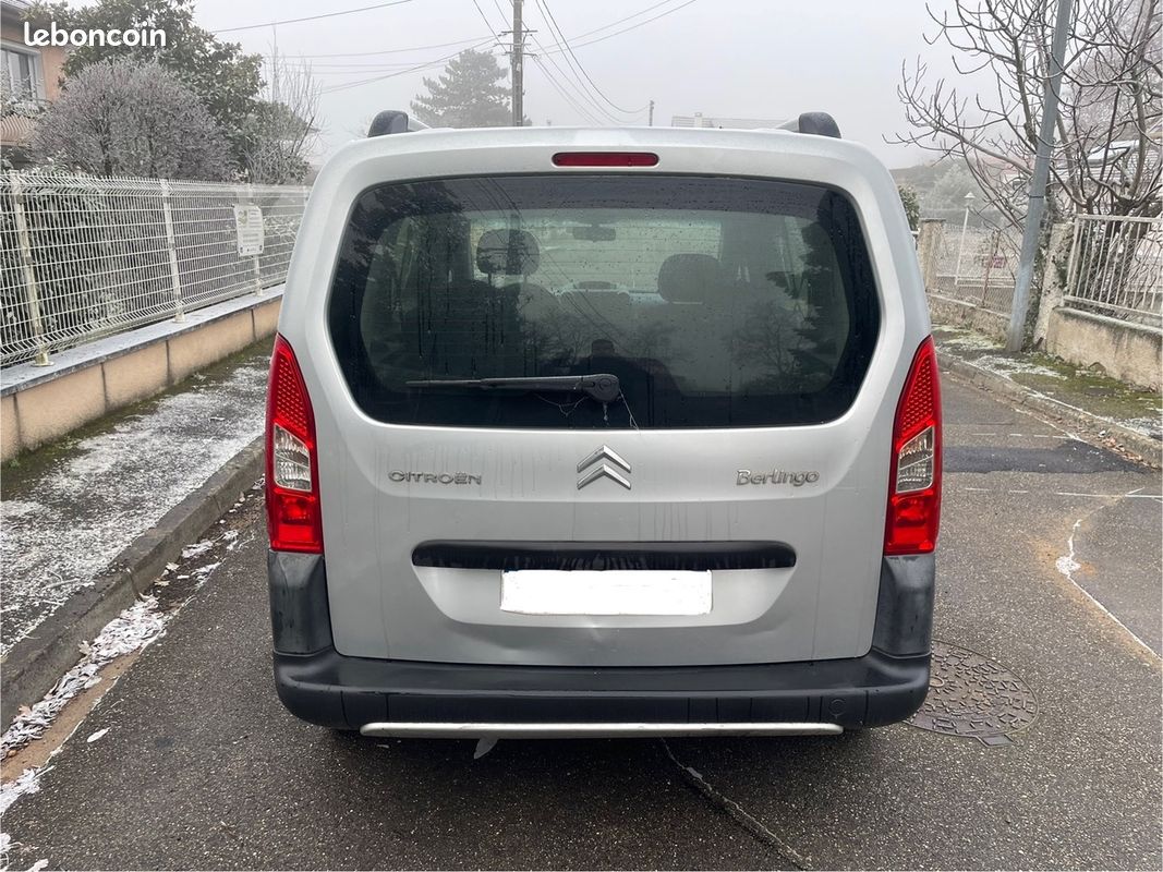 Citroën Berlingo 1.6 hdi 92cv version XTR 2012 clim TBE garantie possible (image 4)