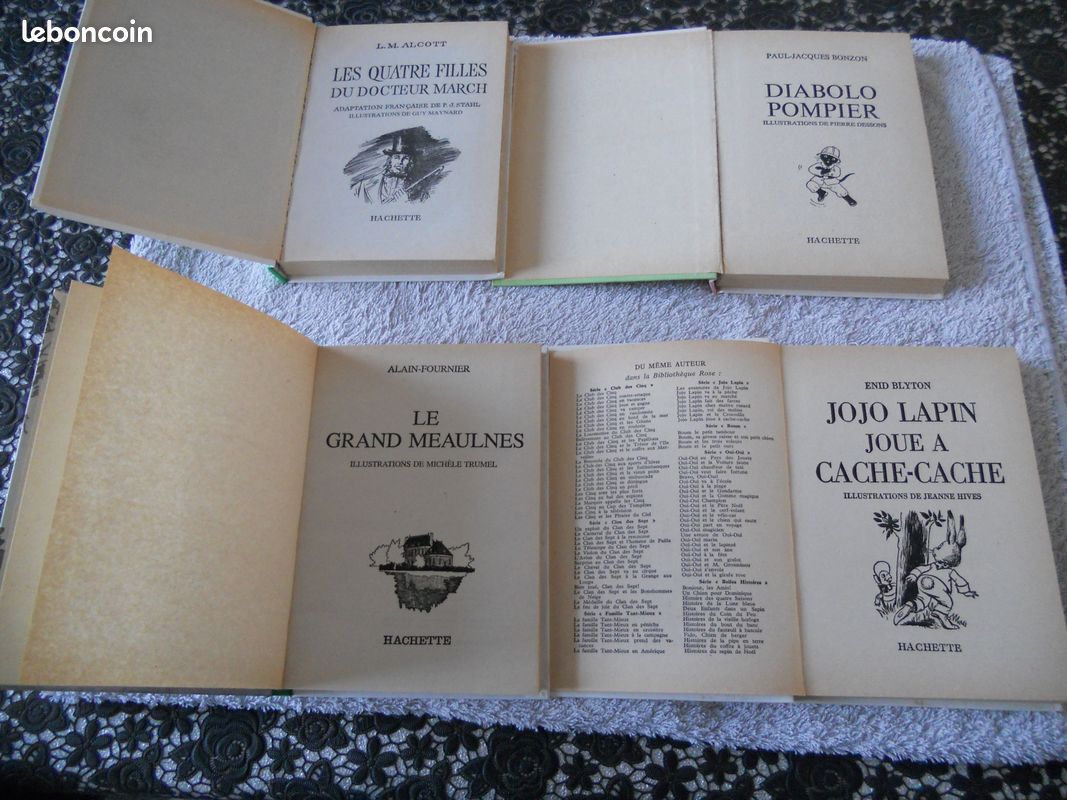 Livres collections rose et verte (image 3)