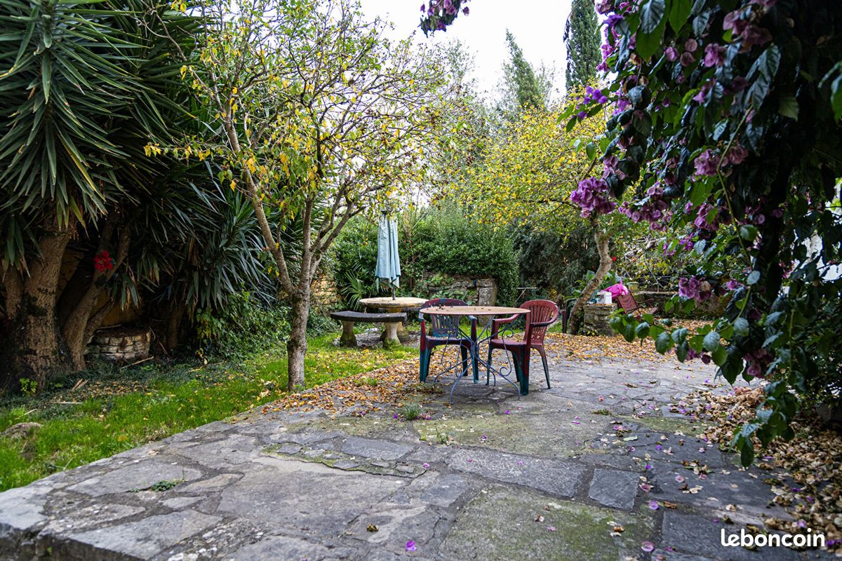 Immeuble 16 pièces 306 m² (image 8)