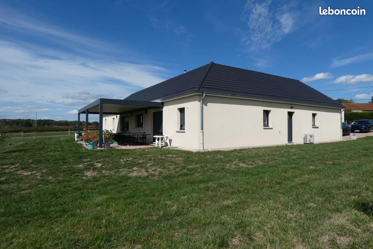 Maison 6 pièces 169 m² · à Saint-Eusèbe · 169 m² · 575 000 €