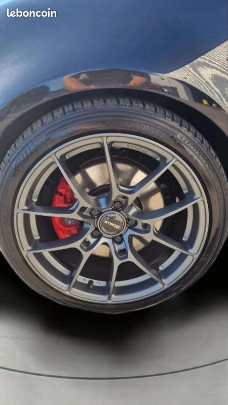 Volkswagen Golf 5 GTI Edition 30 – 2.0 TFSI 230ch – Boîte manuelle – Jantes STRÖM – Très bel état (image 12)