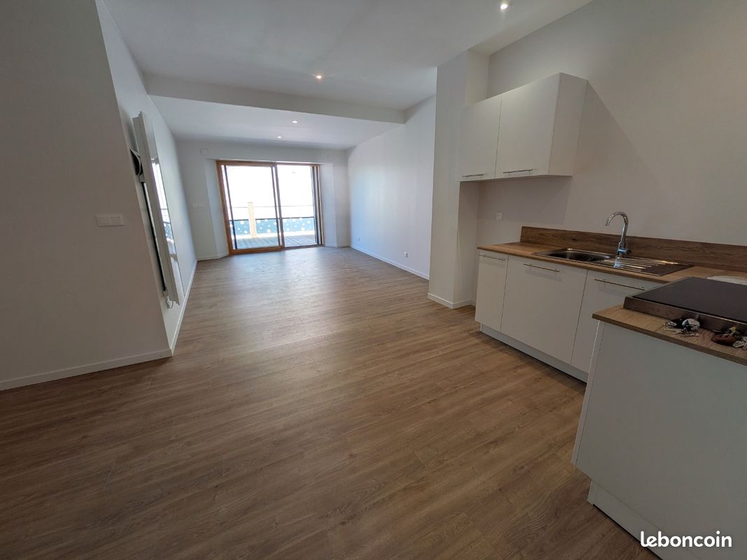 Appartement 4 pièces 81 m² · à Sornay · 81 m² · 690 €