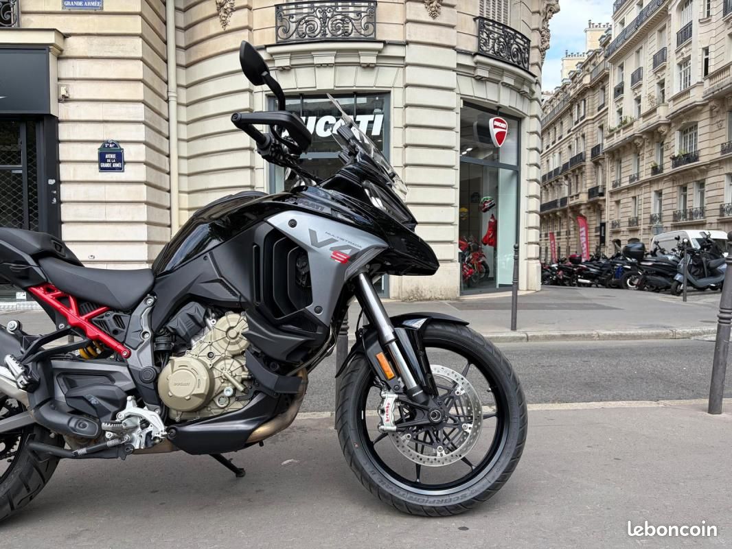 Ducati MULTISTRADA V4 S TRAVEL RADAR 1153 cm3 (image 3)
