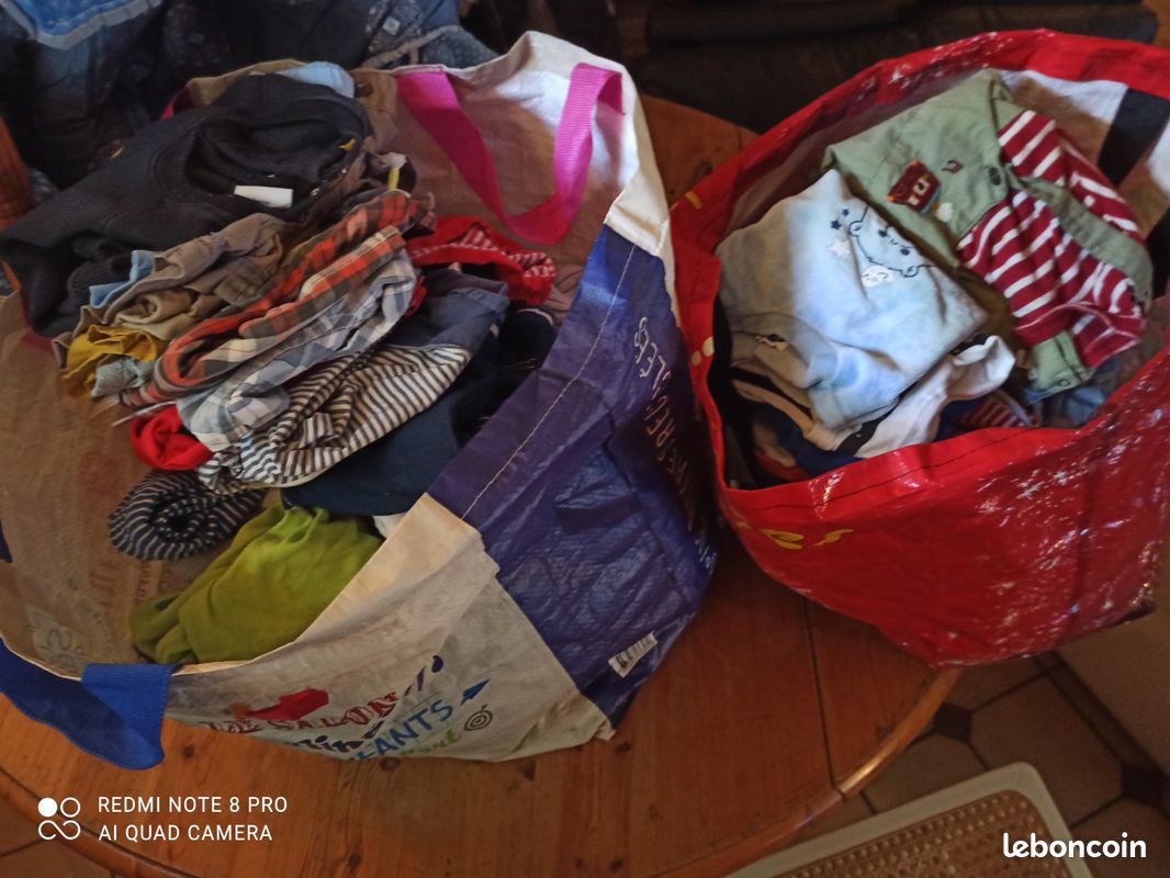 Vêtements enfants (image 1)