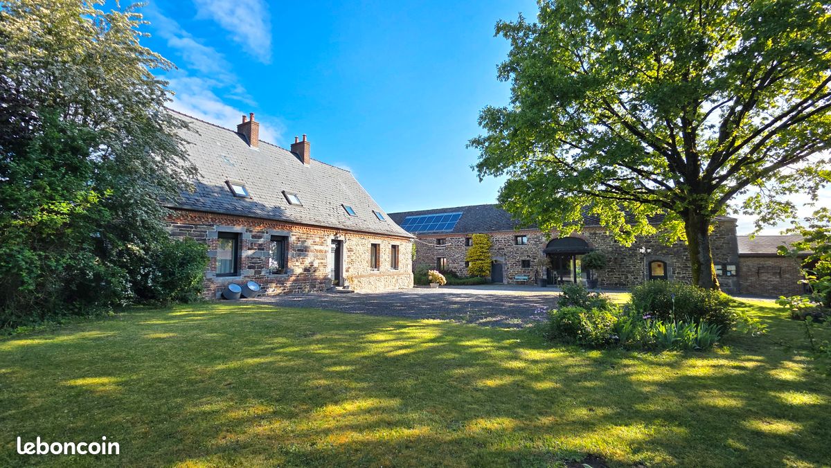 Maison 15 pièces 550 m² · à Mondrepuis · 550 m² · 670 000 €