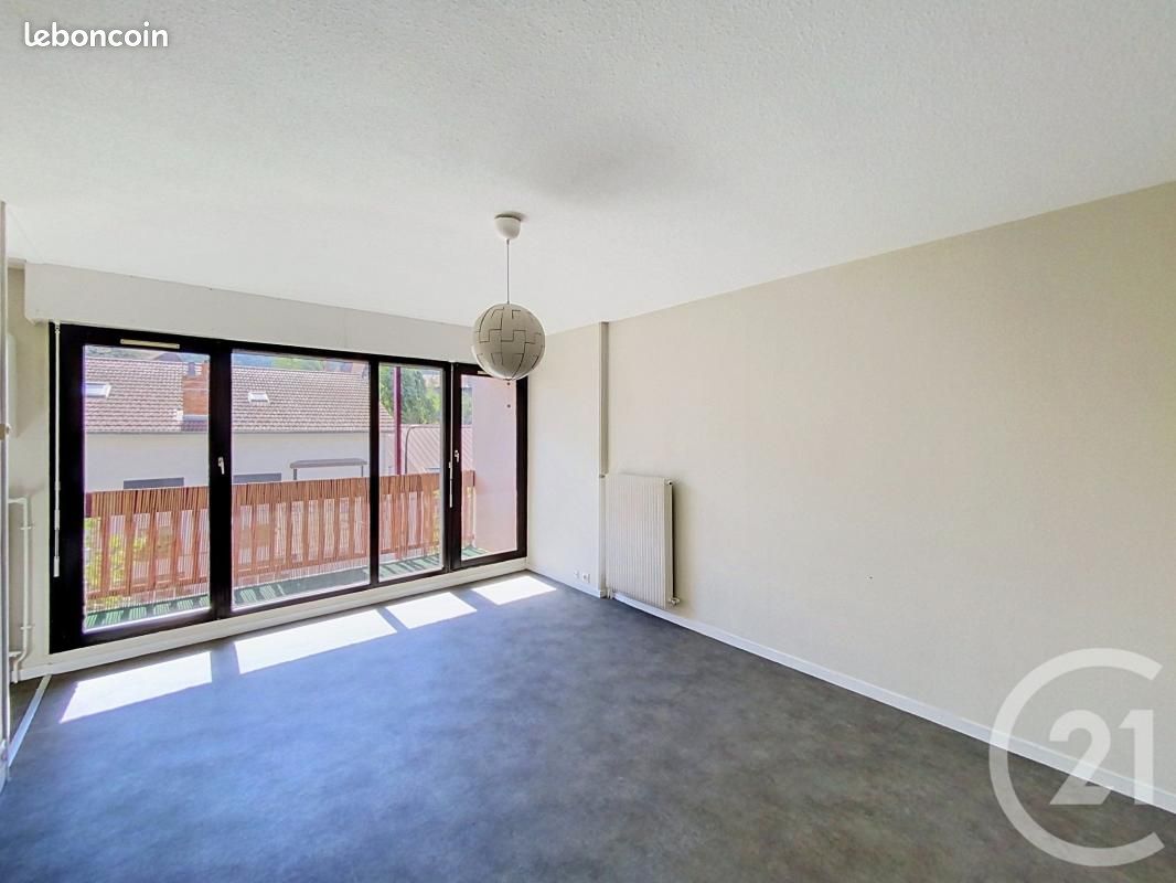 Appartement 1 pièce 28 m² · à Chamalières · 28 m² · 495 €