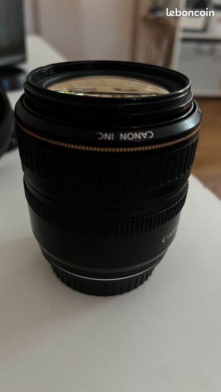 Canon EF 28-105mm f/3.5-4.5 USM d'occasion