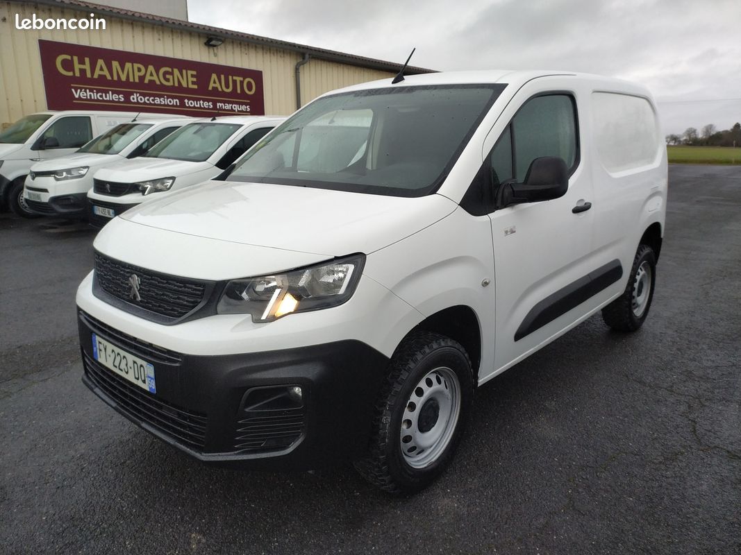 16650 HT - PEUGEOT Partner Dangel Blue HDI 100 Trek Motricité Renforcée 1,5 L - 03/2021 - 25613 kms (image 1)