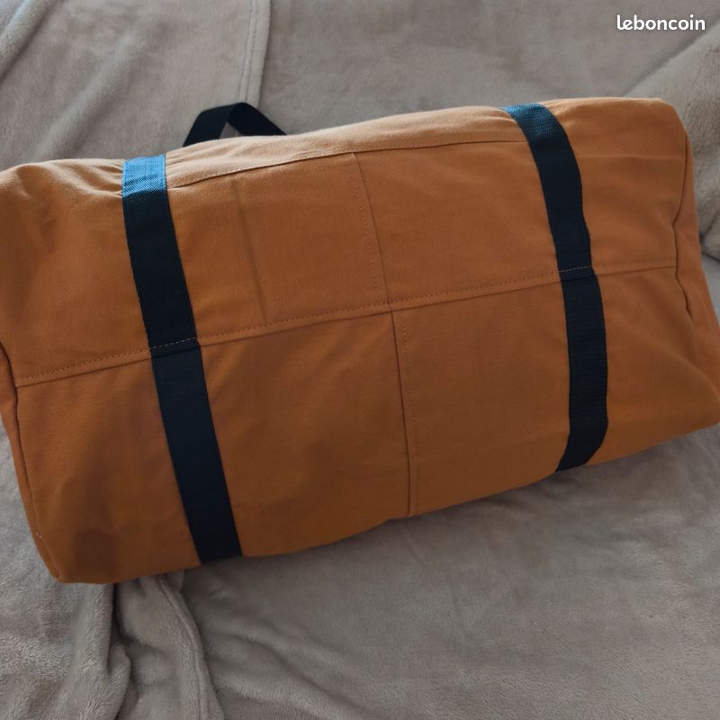 Sac de voyage Carhartt 40 litres couleur Camel (image 9)