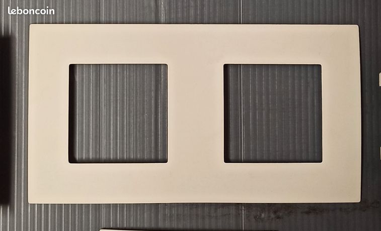 Plaque De Finition Double Arnould - Collection Espace - Référence Zinc 50833 - Vente à L'unité - Neuf