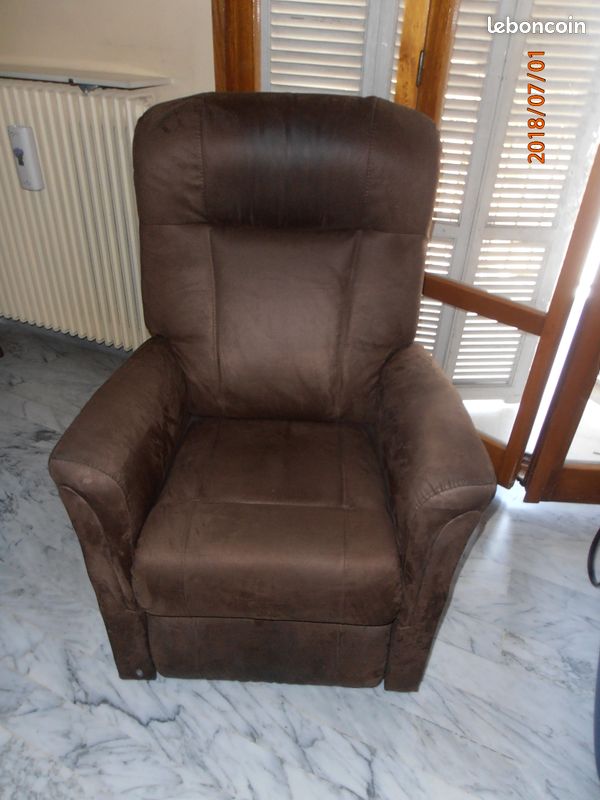 Fauteuil releveur électrique (image 2)