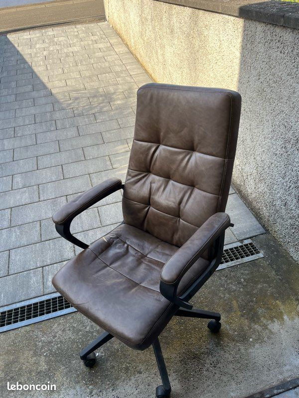 Fauteuil de bureau (image 1)