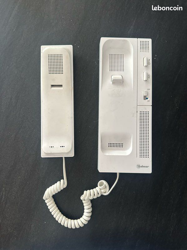 Combiné interphone Golmar T-562 V03 - portier audio 2 fils testé (image 2)